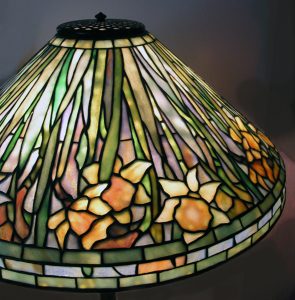 Clara Driscoll, Daffodil lamp voor Tiffany Studios, ca. 1904-1910, Wikimedia Commons